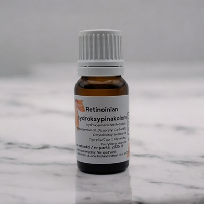 Retinoinian hydroksypinakolonu (HPR)